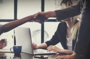 ¿QUÉ ES LA INGENIERIA DE SERVICIOS?